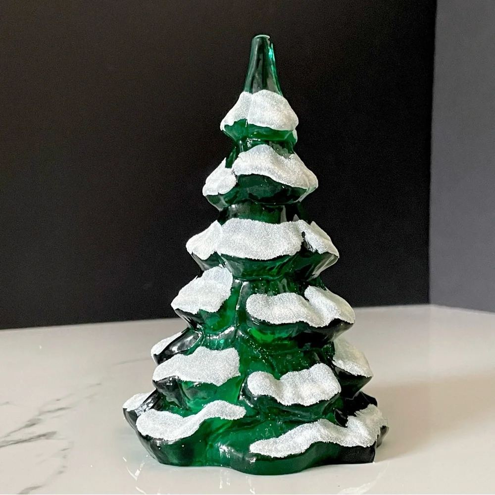 Snowy Green Tree by Fenton